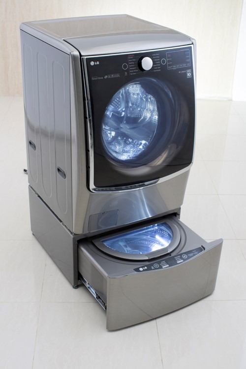 【CES 2015】多衫洗唔切？LG：用多半部洗衣機囉！